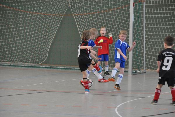 1. Platz der G-Jugend beim SSV Neustadt/Sa. Hallenturnier