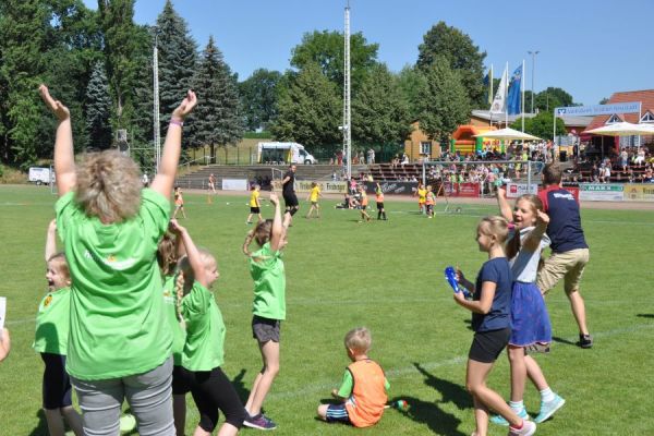 11. Kinderfest im Volksbank Stadion