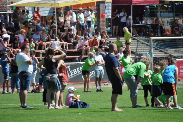 11. Kinderfest im Volksbank Stadion