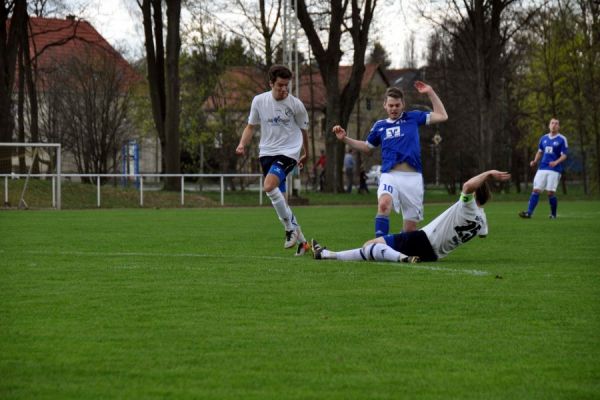 Bilder vom Spiel SSV Neustadt/Sachsen gegen FV Blau-Weiß Stahl Freital 2.