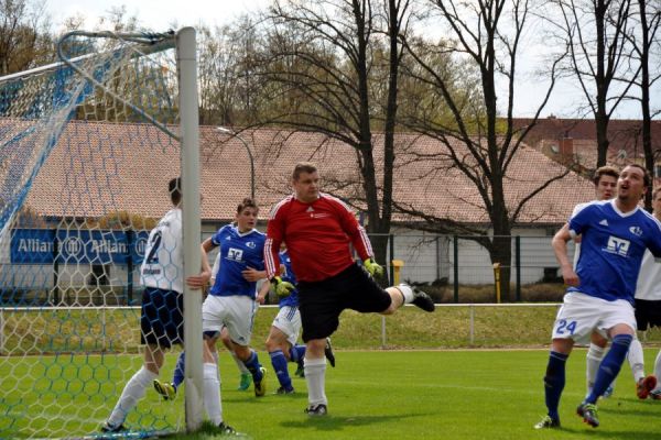 Bilder vom Spiel SSV Neustadt/Sachsen gegen FV Blau-Weiß Stahl Freital 2.