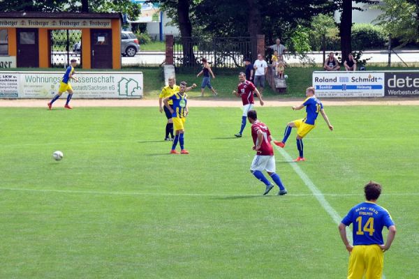 Bilder vom Spiel SSV Neustadt/Sachsen gegen SV Blau-Gelb Stolpen