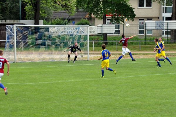 Bilder vom Spiel SSV Neustadt/Sachsen gegen SV Blau-Gelb Stolpen