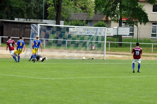 Bilder vom Spiel SSV Neustadt/Sachsen gegen SV Blau-Gelb Stolpen