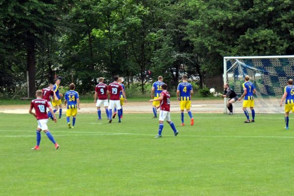 Bilder vom Spiel SSV Neustadt/Sachsen gegen SV Blau-Gelb Stolpen