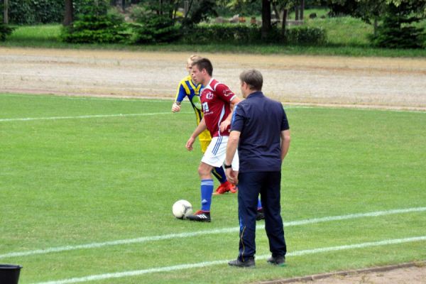 Bilder vom Spiel SSV Neustadt/Sachsen gegen SV Blau-Gelb Stolpen