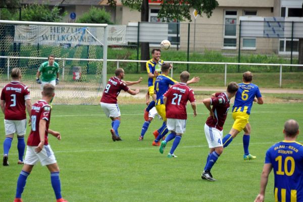 Bilder vom Spiel SSV Neustadt/Sachsen gegen SV Blau-Gelb Stolpen