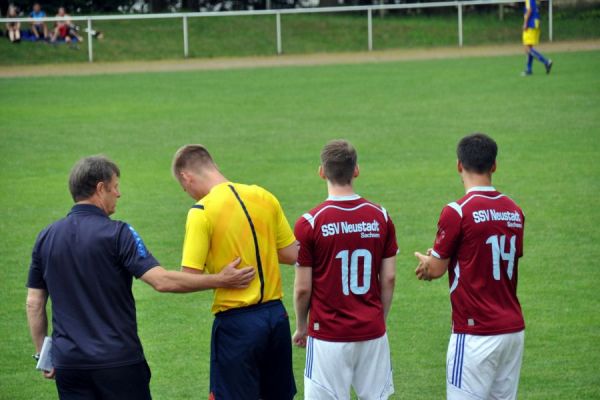 Bilder vom Spiel SSV Neustadt/Sachsen gegen SV Blau-Gelb Stolpen