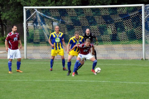 Bilder vom Spiel SSV Neustadt/Sachsen gegen SV Blau-Gelb Stolpen