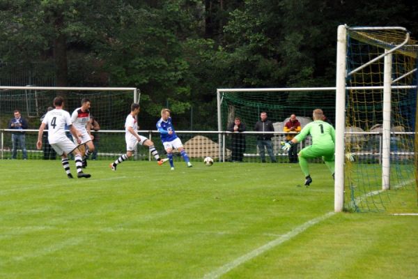 Bilder vom Spiel SSV Neustadt/Sachsen gegen 1. FC Pirna