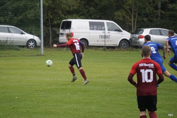 Bilder vom Spiel Höckendorfer FV gegen SSV Neustadt/Sachsen