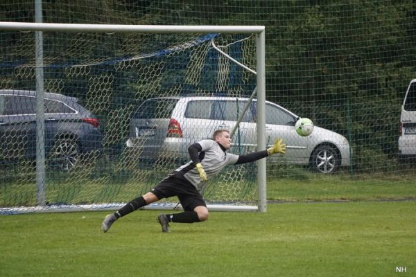 Bilder vom Spiel Höckendorfer FV gegen SSV Neustadt/Sachsen