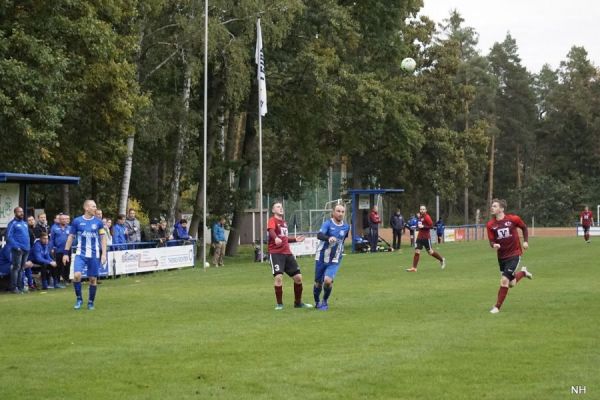 Bilder vom Spiel Höckendorfer FV gegen SSV Neustadt/Sachsen