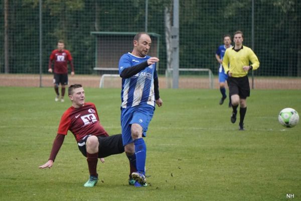 Bilder vom Spiel Höckendorfer FV gegen SSV Neustadt/Sachsen