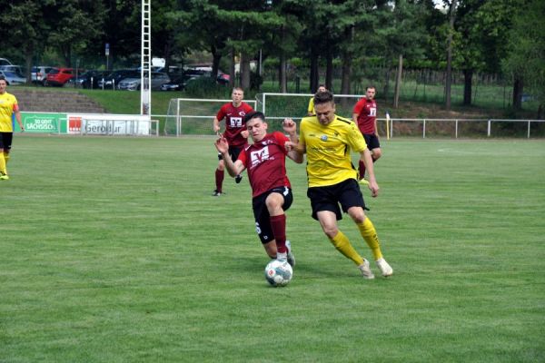 Bilder vom Spiel SSV Neustadt/Sachsen gegen SV Rabenau