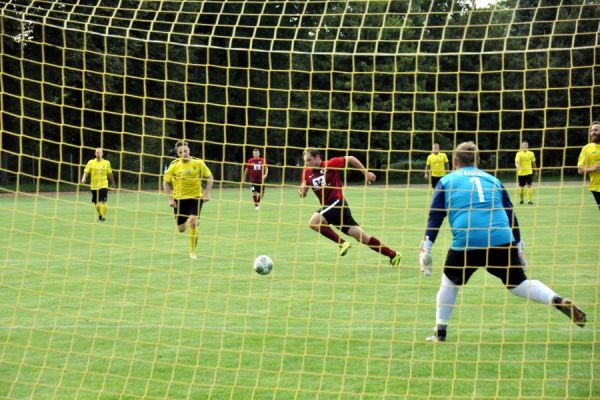 Bilder vom Spiel SSV Neustadt/Sachsen gegen SV Rabenau