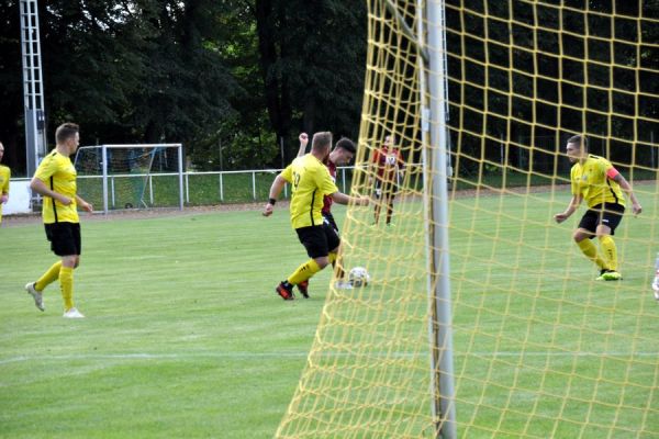 Bilder vom Spiel SSV Neustadt/Sachsen gegen SV Rabenau