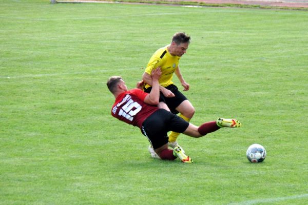 Bilder vom Spiel SSV Neustadt/Sachsen gegen SV Rabenau