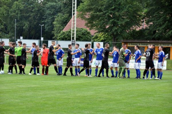 Bilder vom Spiel SSV Neustadt/Sachsen gegen SV Post Germania Bautzen