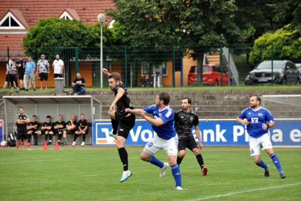 Bilder vom Spiel SSV Neustadt/Sachsen gegen SV Post Germania Bautzen