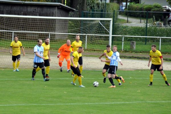 Bilder vom Spiel SSV Neustadt/Sachsen gegen SV Rabenau