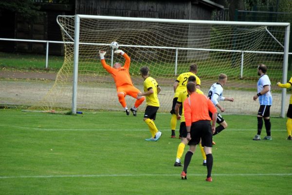 Bilder vom Spiel SSV Neustadt/Sachsen gegen SV Rabenau