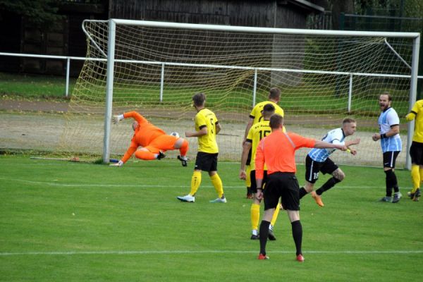 Bilder vom Spiel SSV Neustadt/Sachsen gegen SV Rabenau