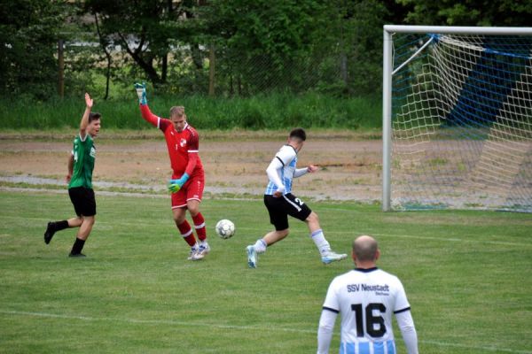 Bilder vom Spiel SSV Neustadt/Sachsen gegen TSV Graupa