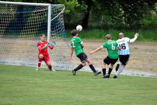 Bilder vom Spiel SSV Neustadt/Sachsen gegen TSV Graupa