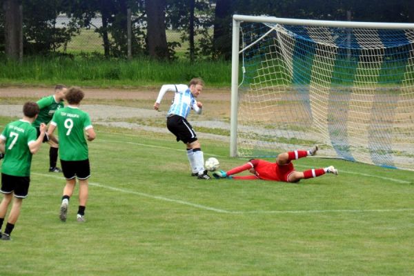 Bilder vom Spiel SSV Neustadt/Sachsen gegen TSV Graupa