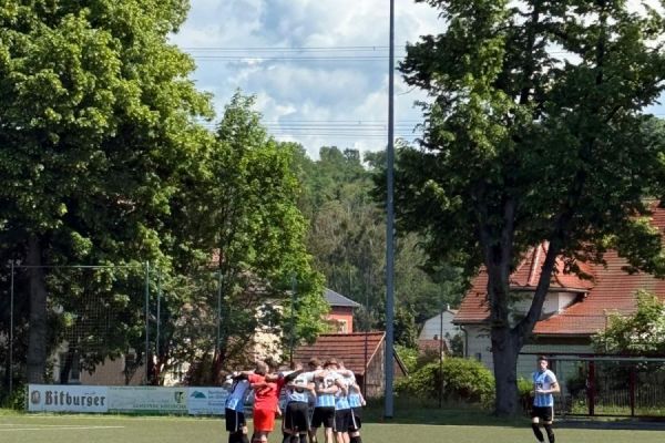 Bilder vom Spiel TSV Kreischa gegen SSV Neustadt/Sachsen