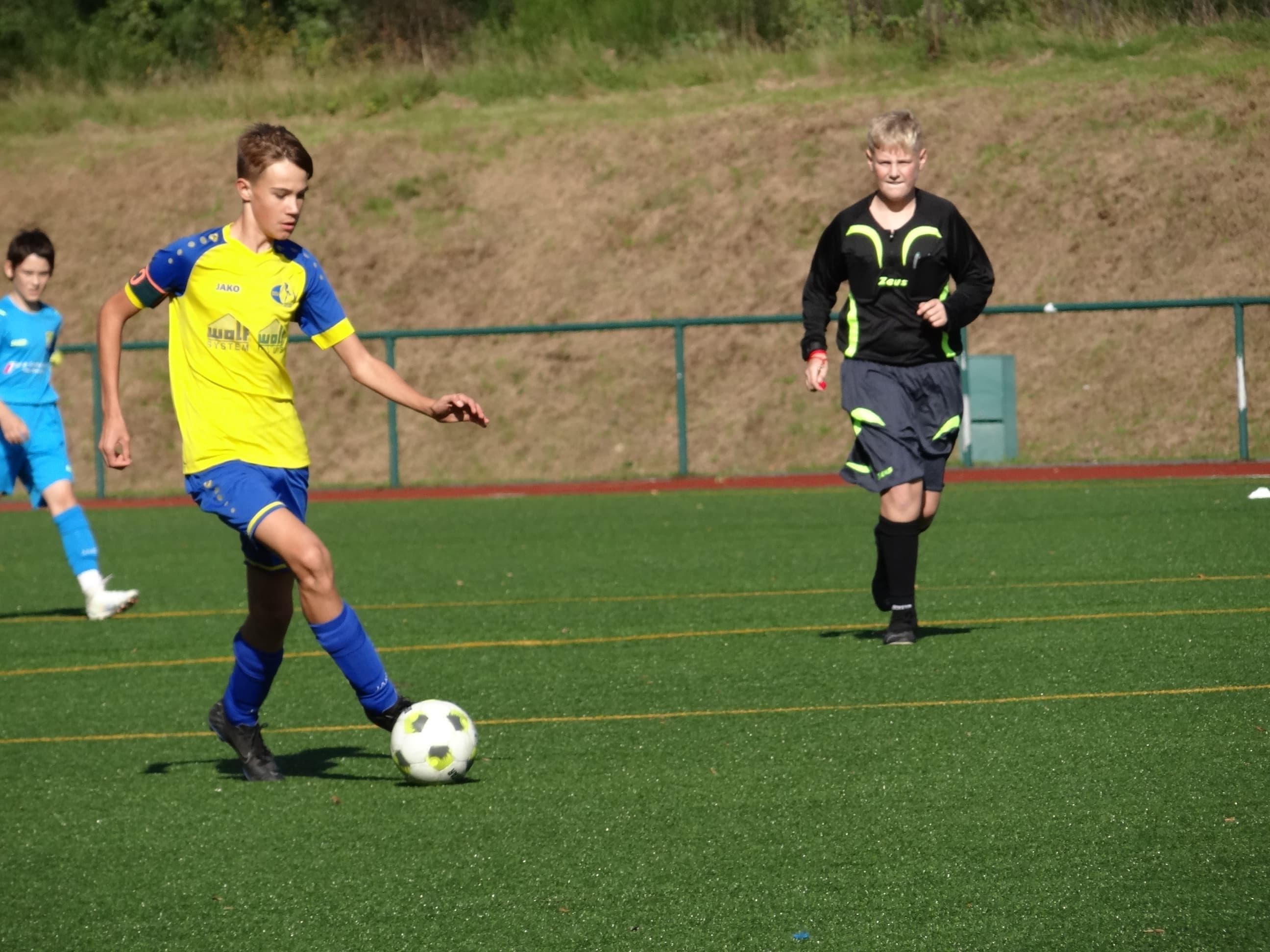 WhatsApp Image 2025-09-28 at 19.50.32.jpeg