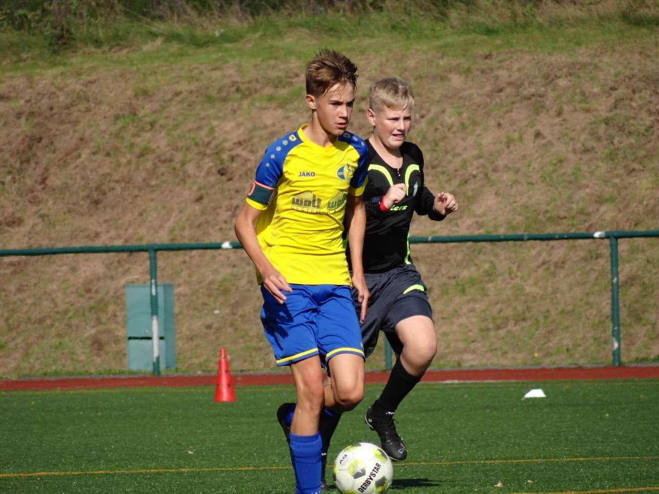 WhatsApp Image 2025-09-28 at 19.50.33.jpeg